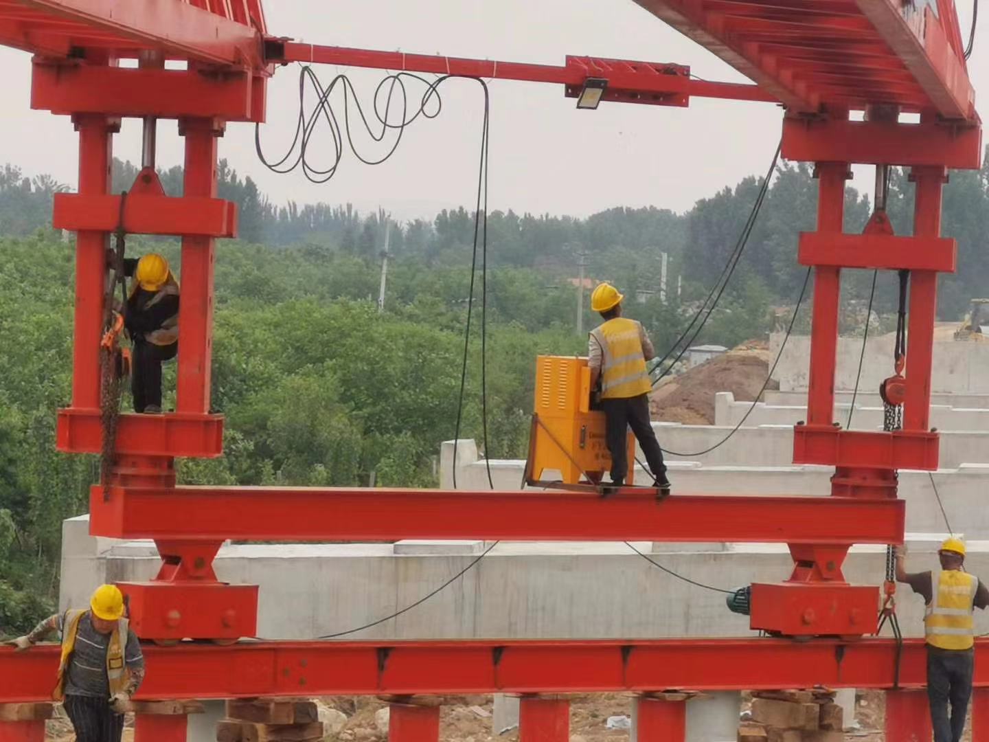 河南真牛架桥机、架桥机厂家